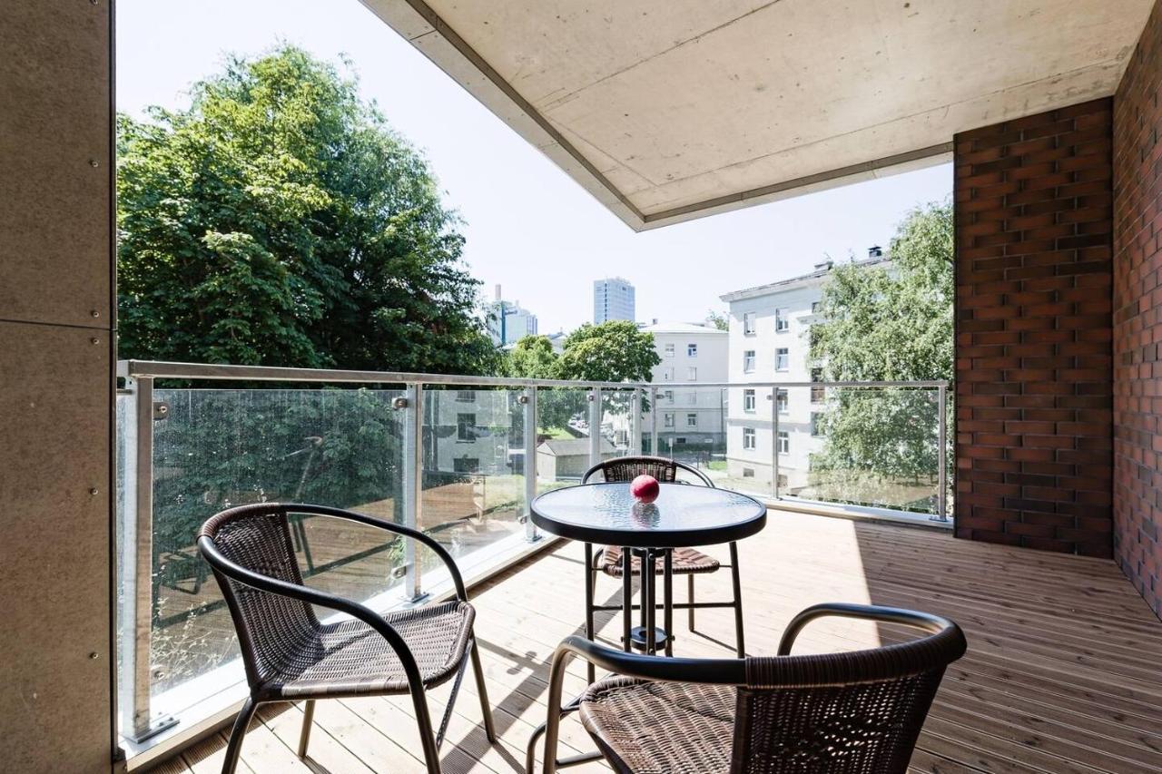 טאלין Central Apartments, Quiet With Free Parking And Ac. מראה חיצוני תמונה