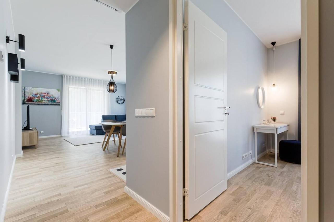 טאלין Central Apartments, Quiet With Free Parking And Ac. מראה חיצוני תמונה