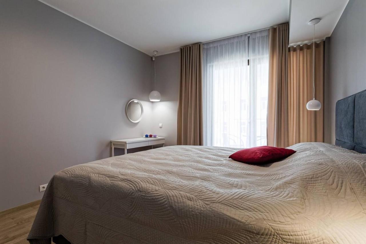 טאלין Central Apartments, Quiet With Free Parking And Ac. מראה חיצוני תמונה