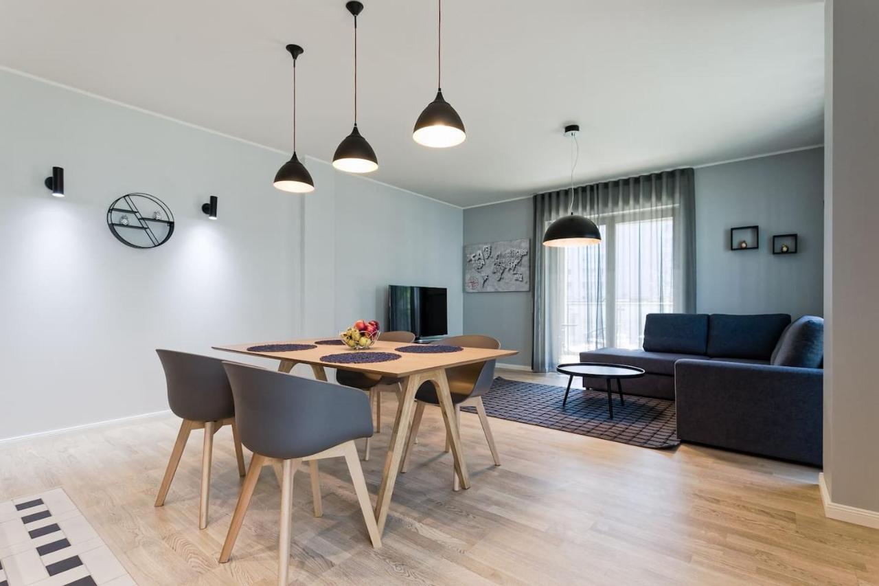 טאלין Central Apartments, Quiet With Free Parking And Ac. מראה חיצוני תמונה